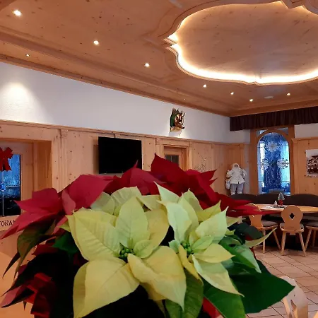 Vittoria Hotel 2*