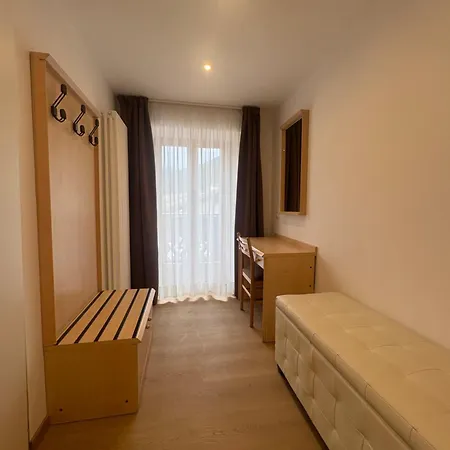 Hotel Vittoria Отель Санто-Стефано-ди-Кадоре