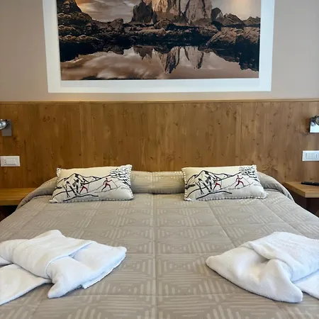 Отель Hotel Vittoria