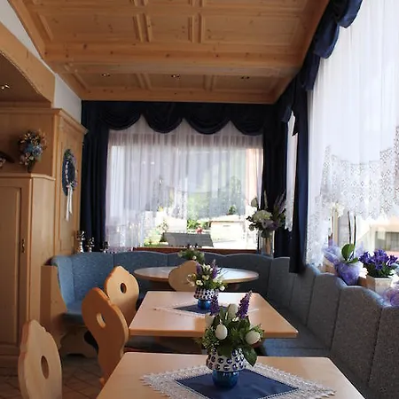 Hotel Vittoria Санто-Стефано-ди-Кадоре